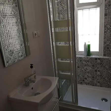Appartement In The Center Near & Free Wifi *